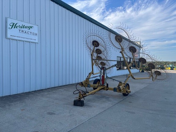 https://photos.machinefinder.com/65/11122565/76227714_large_68415.jpg