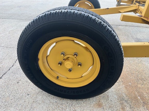 https://photos.machinefinder.com/65/11122565/76227696_large_31069.jpg