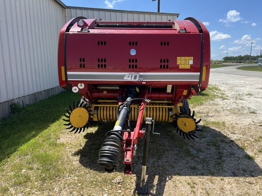 https://photos.machinefinder.com/75/11122575/74900284_large_42106.jpg