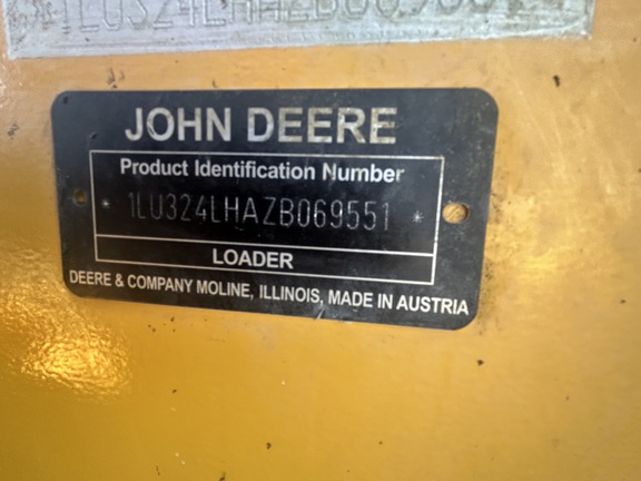 https://photos.machinefinder.com/37/11140737/78527379_large_92332.jpg