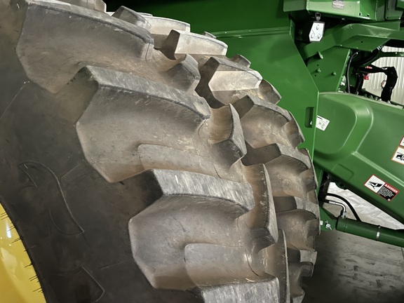 https://photos.machinefinder.com/52/11150152/74361400_large_24247.jpg