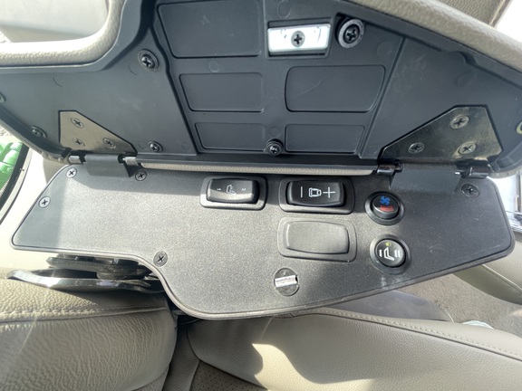 https://photos.machinefinder.com/58/9847258/67912849_large_83345.jpg