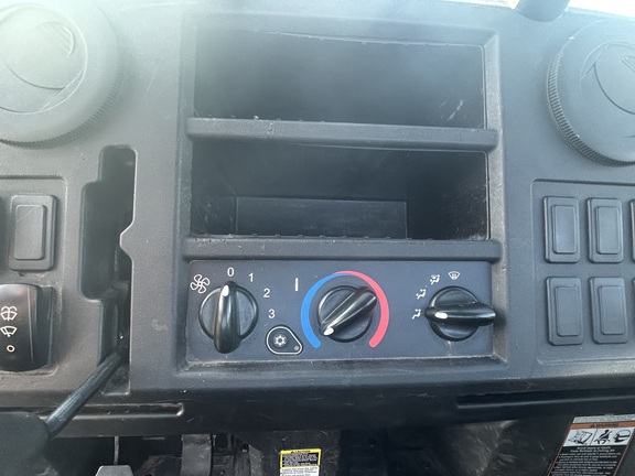 https://photos.machinefinder.com/70/11151470/75412159_large_63980.jpg