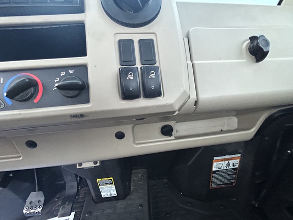 https://photos.machinefinder.com/78/11170278/76428838_large_9574.jpg