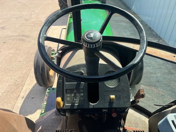 https://photos.machinefinder.com/05/11172205/75897668_large_79365.jpg