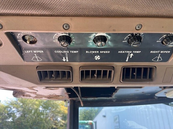 https://photos.machinefinder.com/05/11172205/75897669_large_72295.jpg