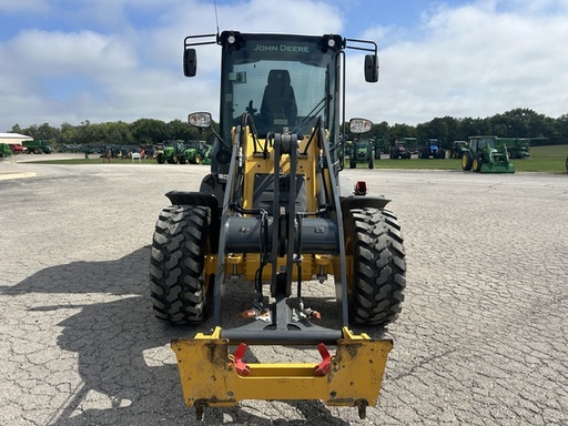 https://photos.machinefinder.com/95/11177295/75708180_large_3065.jpg