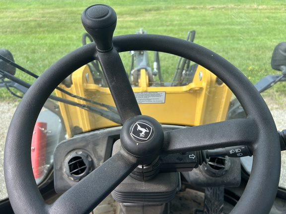 https://photos.machinefinder.com/95/11177295/75708175_large_78699.jpg