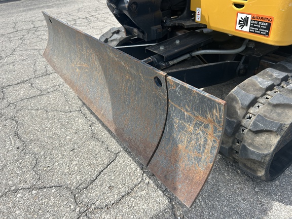 https://photos.machinefinder.com/90/11184290/75315767_large_36507.jpg