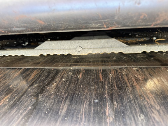 https://photos.machinefinder.com/23/11192423/74792378_large_36088.jpg