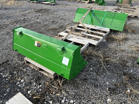 https://photos.machinefinder.com/49/8977549/63206815_large_98156.jpg