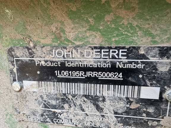https://photos.machinefinder.com/10/11210110/74976899_large_47134.jpg