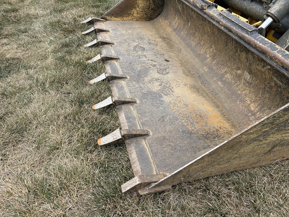 https://photos.machinefinder.com/66/11221966/75261431_large_51254.jpg