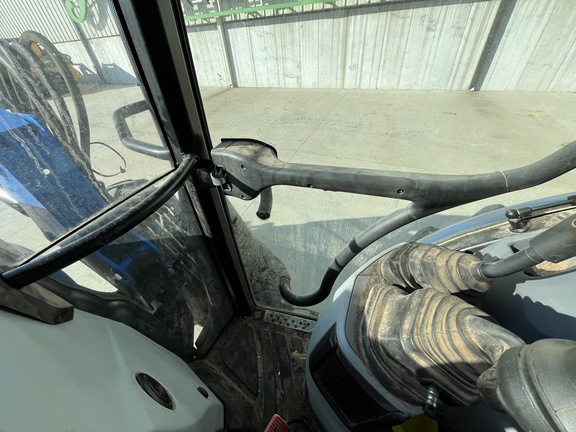 https://photos.machinefinder.com/37/11222837/76245278_large_42654.jpg