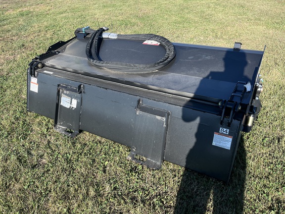 https://photos.machinefinder.com/46/11229646/76197410_large_93489.jpg