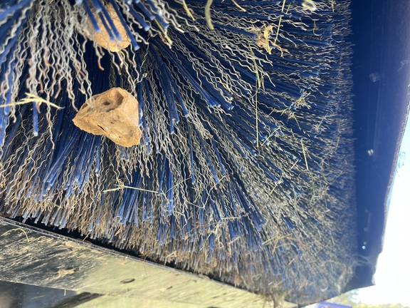 https://photos.machinefinder.com/46/11229646/76197416_large_66861.jpg
