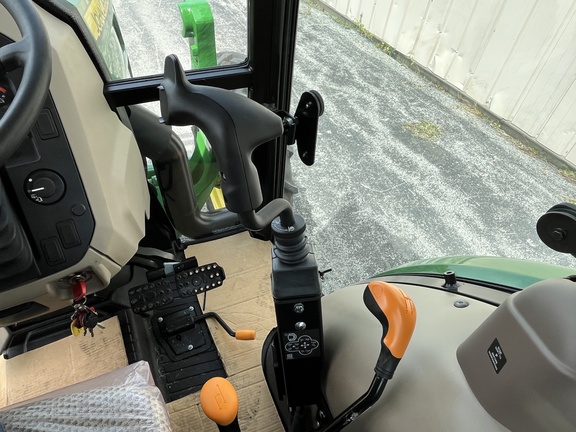 https://photos.machinefinder.com/66/11234766/75608481_large_5717.jpg