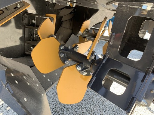 https://photos.machinefinder.com/13/9869013/61016732_large_49670.jpg