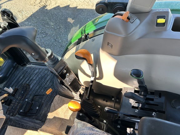 https://photos.machinefinder.com/79/11240979/76618948_large_73767.jpg