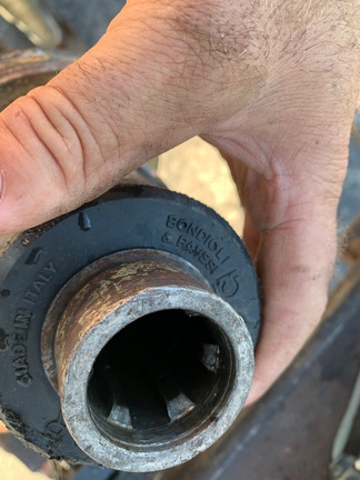 https://photos.machinefinder.com/99/11247099/75671609_large_55077.jpg