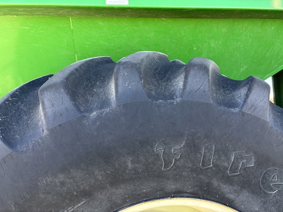 https://photos.machinefinder.com/21/11248021/76828460_large_21876.jpg