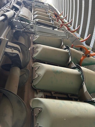 https://photos.machinefinder.com/11/11257811/75386127_large_83912.jpg
