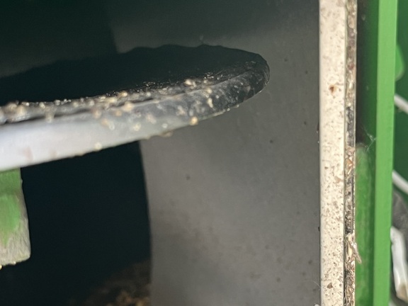 https://photos.machinefinder.com/82/11261082/75417314_large_39323.jpg