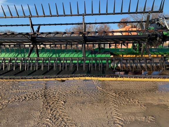 https://photos.machinefinder.com/06/11264506/77115321_large_52939.jpg