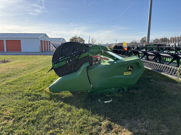 https://photos.machinefinder.com/86/11277786/76828677_large_43697.jpg