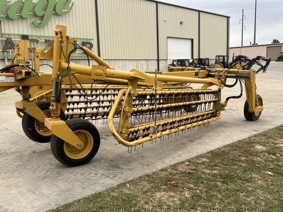 https://photos.machinefinder.com/46/11287846/76376449_large_66378.jpg