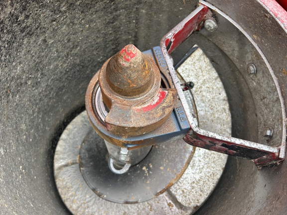 https://photos.machinefinder.com/89/11293589/77479082_large_68621.jpg