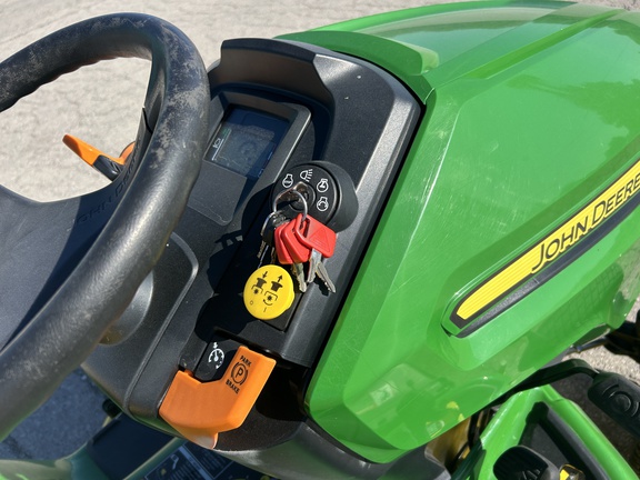 https://photos.machinefinder.com/40/11308040/76619232_large_63312.jpg