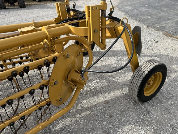 https://photos.machinefinder.com/75/11308675/77659179_large_73097.jpg