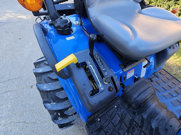 https://photos.machinefinder.com/93/11329293/76544053_large_98280.jpg