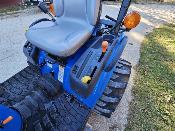 https://photos.machinefinder.com/93/11329293/76544067_large_9183.jpg