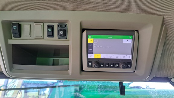 https://photos.machinefinder.com/98/11332398/76762290_large_48639.jpg