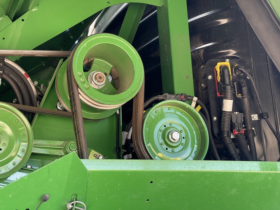 https://photos.machinefinder.com/66/9929266/66592474_large_10499.jpg