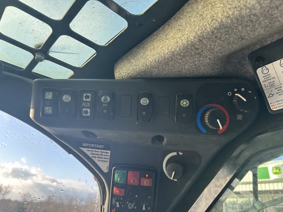 https://photos.machinefinder.com/54/11334754/76950507_large_41816.jpg