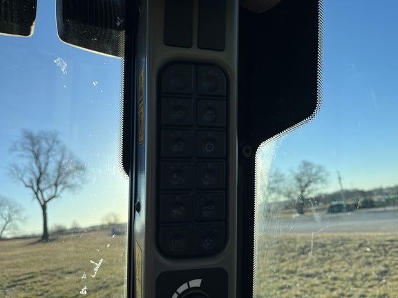 https://photos.machinefinder.com/65/11342365/78134865_large_75927.jpg