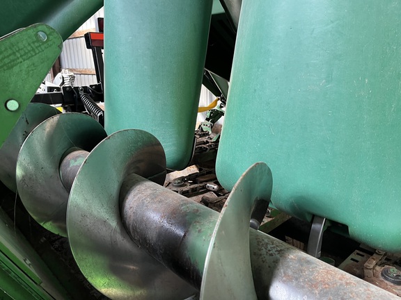 https://photos.machinefinder.com/04/11345004/76281936_large_94857.jpg
