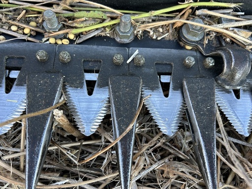 https://photos.machinefinder.com/24/11351924/76349981_large_72218.jpg