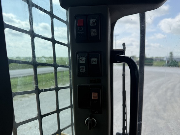 https://photos.machinefinder.com/29/11369529/79306489_large_31203.jpg