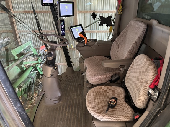 https://photos.machinefinder.com/06/11391006/76670729_large_94302.jpg