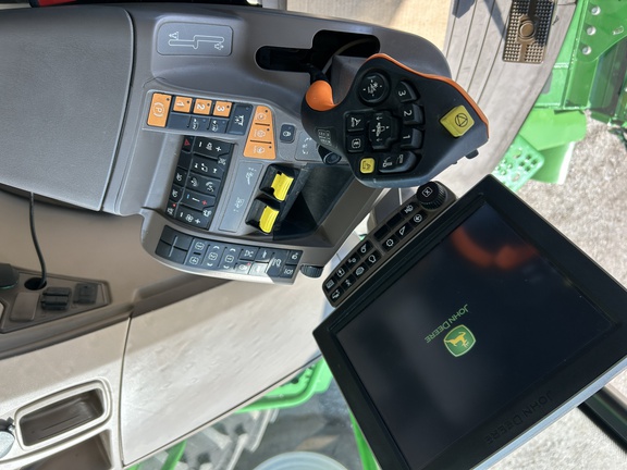 https://photos.machinefinder.com/50/9998250/72355040_large_24952.jpg