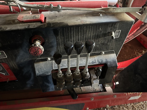 https://photos.machinefinder.com/21/11404421/76802165_large_73490.jpg