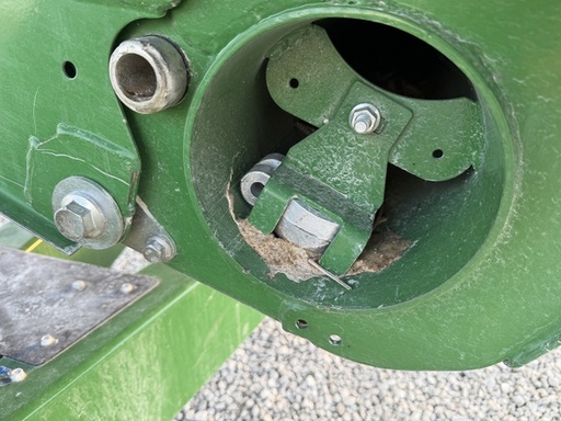 https://photos.machinefinder.com/22/11407322/76833104_large_47760.jpg