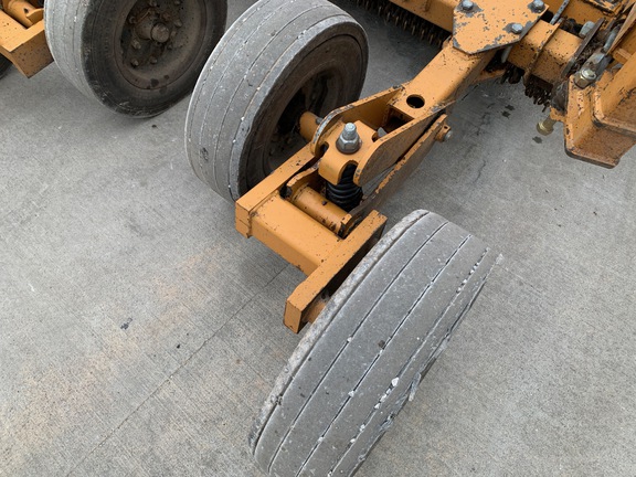 https://photos.machinefinder.com/48/11409548/78276208_large_23482.jpg