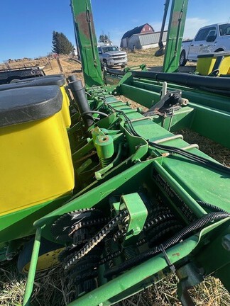 https://photos.machinefinder.com/24/11412524/76886768_large_12873.jpg