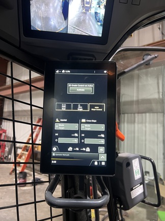 https://photos.machinefinder.com/97/11415897/76922676_large_12677.jpg