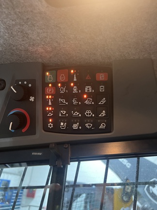 https://photos.machinefinder.com/97/11415897/76922674_large_4706.jpg